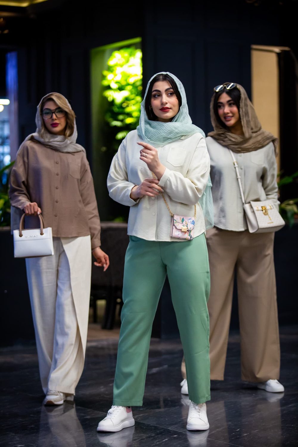 مانتو کرسپو شایلی