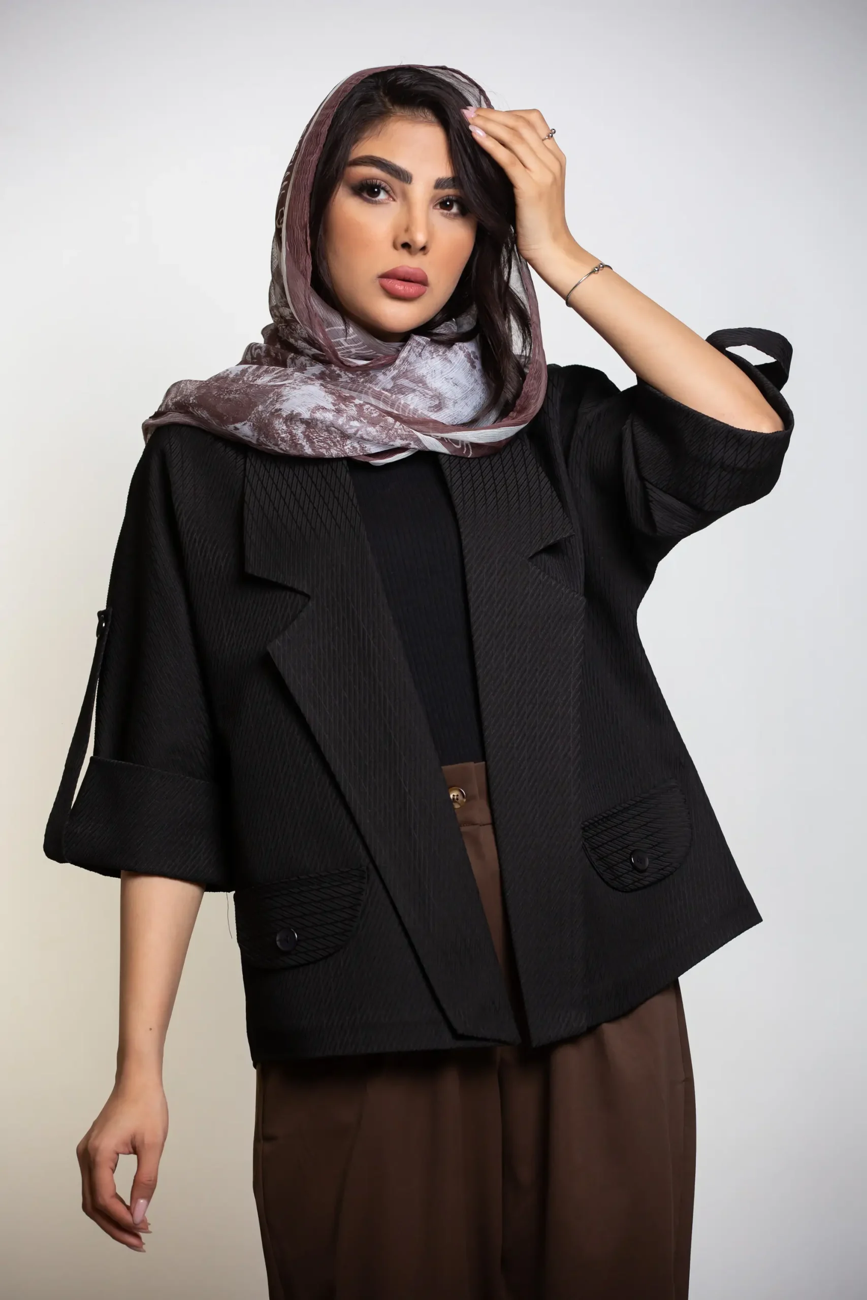 کت زنانه ژاکارد کوتاه دوجیب نما