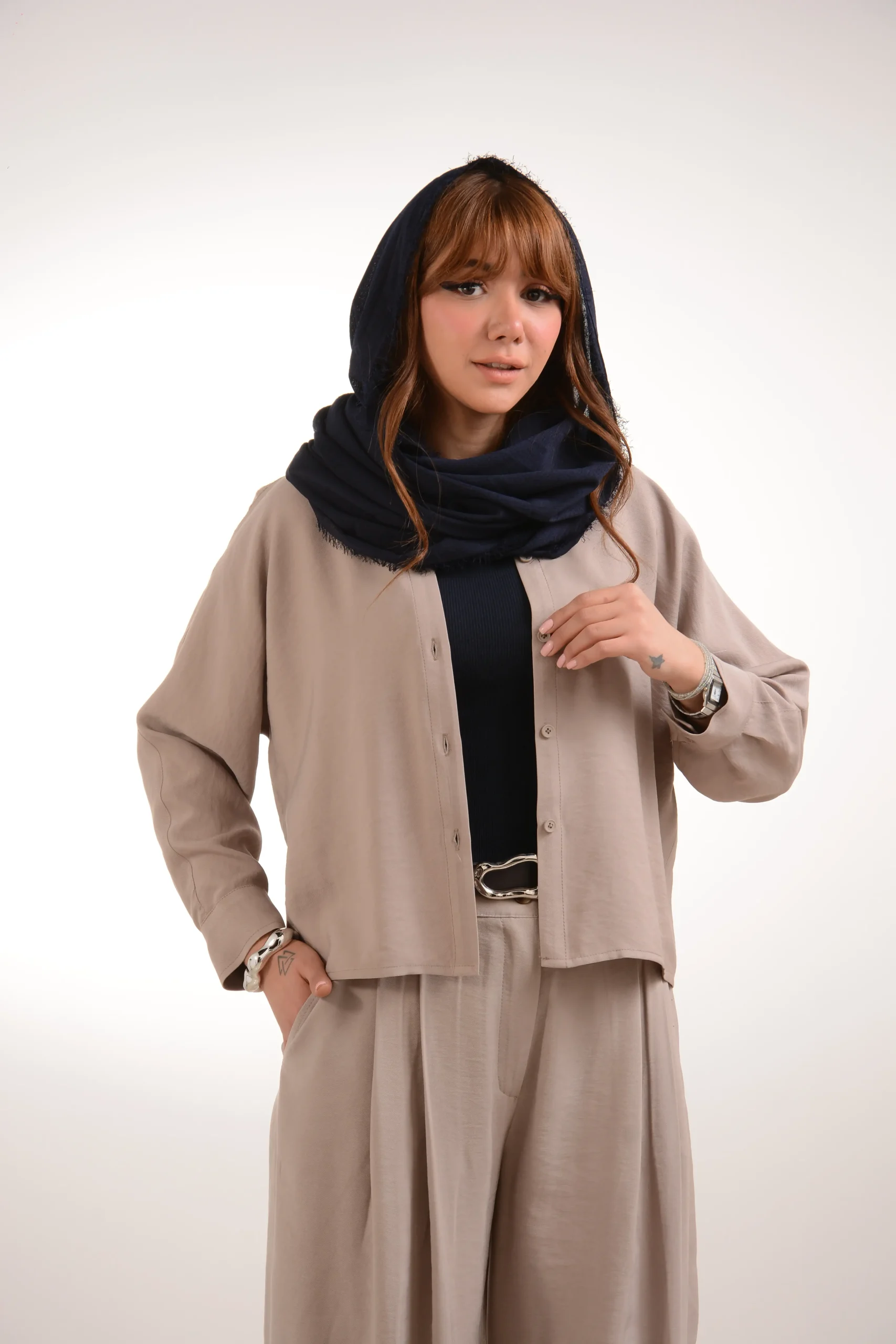شومیز سیلک زنانه Max برش دار آلبالو